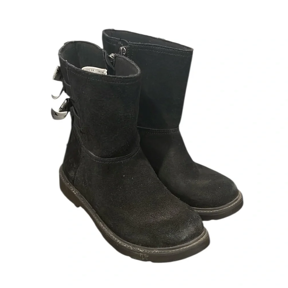 Ugg black girls Tilee boot with silver bows size 3